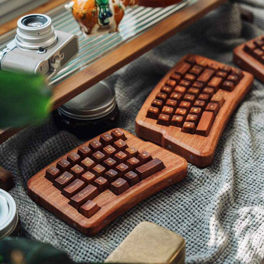 The Evolution of Keyboard Case Materials: Which One is Best for Your Typing Experience?