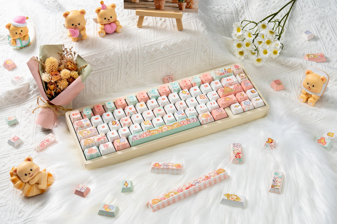 DigAura Bear Flora Keycaps-60% Layout, 65% Layout,75% Layout, 98% Layout, 100% Layout, 108% Layout, ANSI, TKL, PBT, 1.7mm Thickness, Standard Cherry profile, 140keys, White, Front